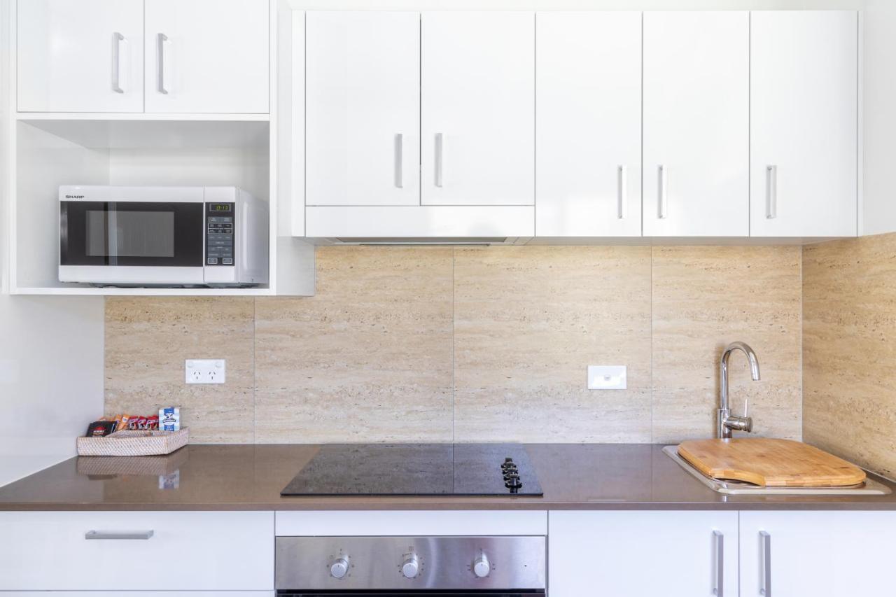 Salty Vibes Retreat Apartment Rainbow Beach Bagian luar foto