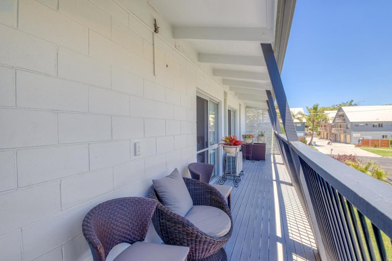 Salty Vibes Retreat Apartment Rainbow Beach Bagian luar foto
